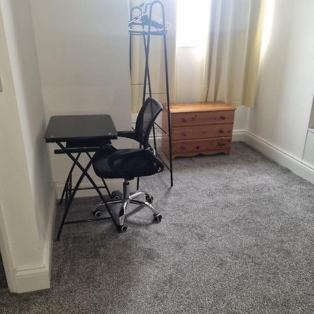 Вілла Cudworth House, Barnsley For Contractors & Families, Free Parking, High Speed Wifi Etc Екстер'єр фото