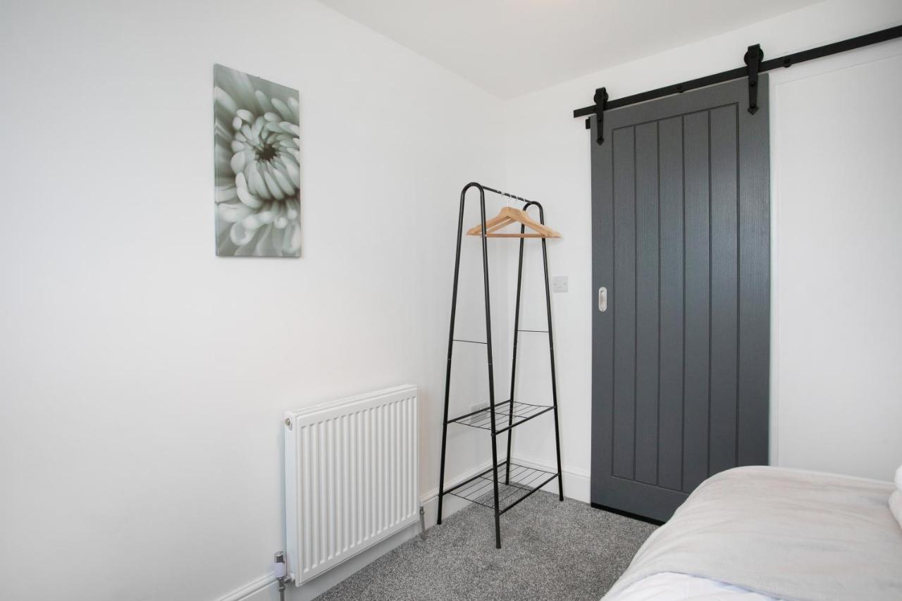 Вілла Cudworth House, Barnsley For Contractors & Families, Free Parking, High Speed Wifi Etc Екстер'єр фото